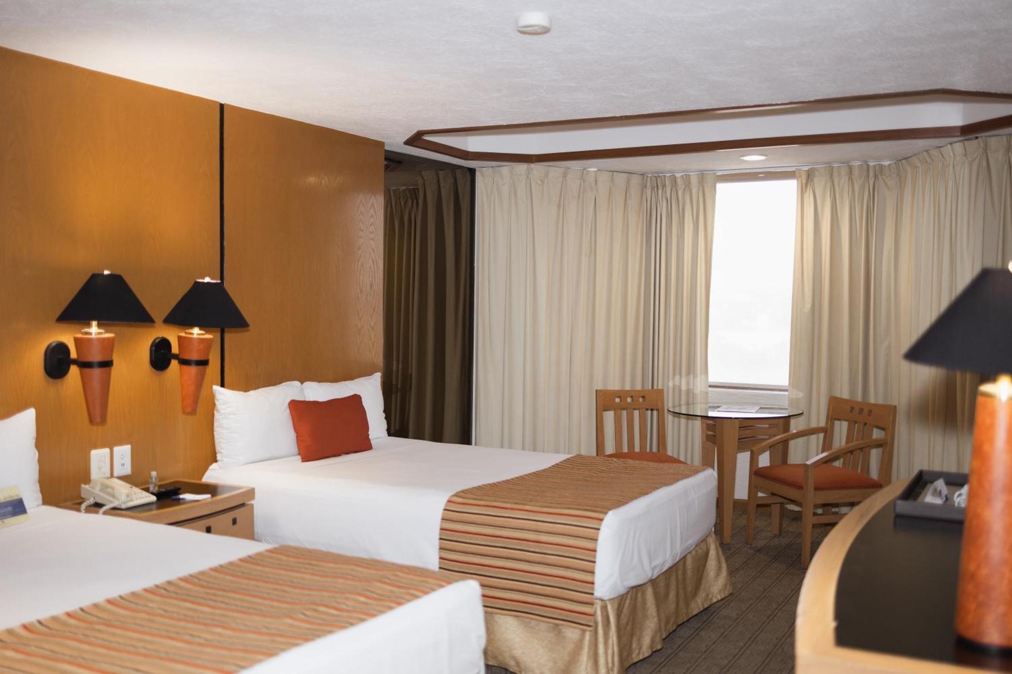 Hotel Guadalajara Plaza Ejecutivo Zapopan Buitenkant foto