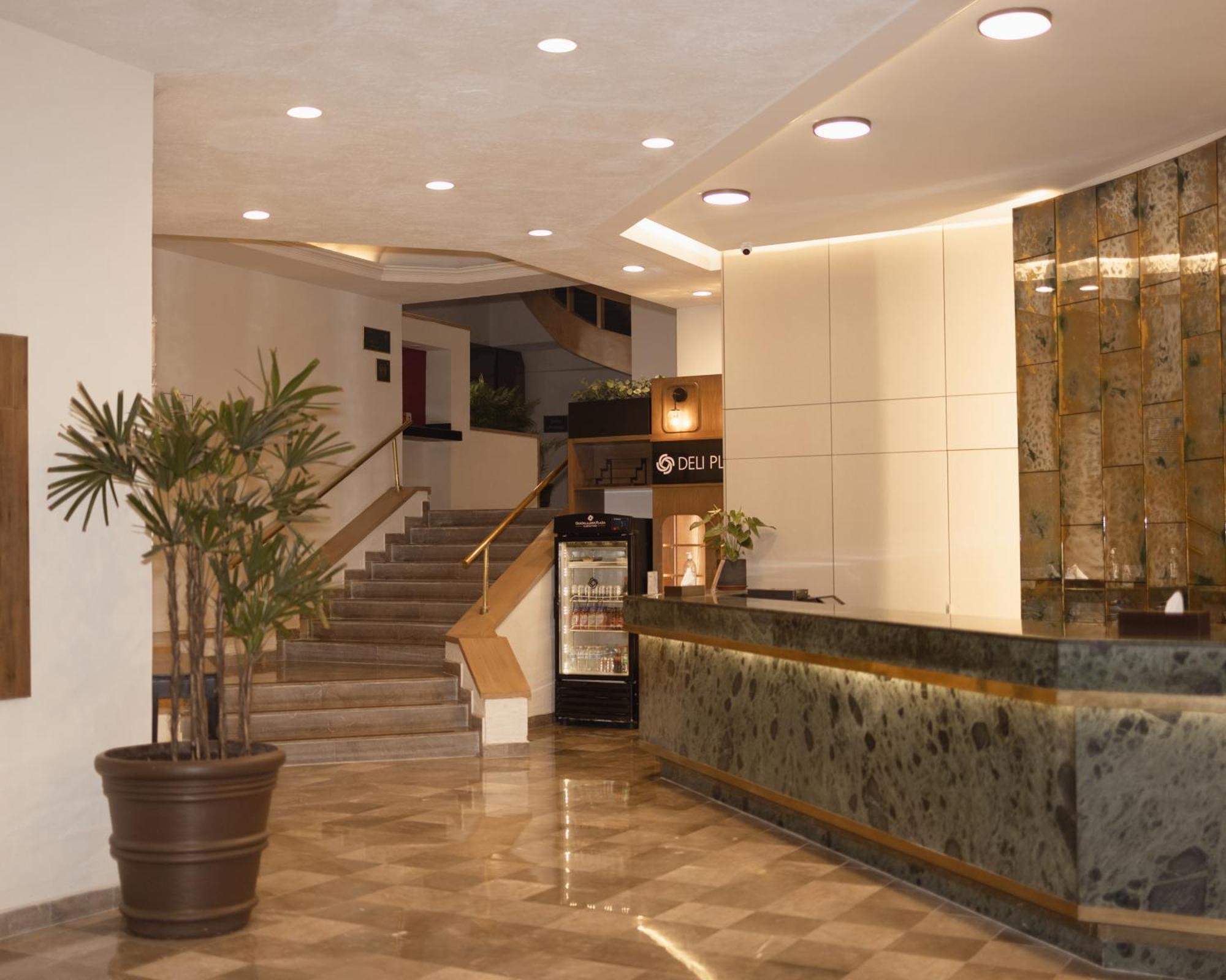 Hotel Guadalajara Plaza Ejecutivo Zapopan Buitenkant foto